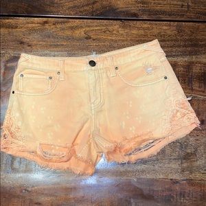 Free People - lace shorts 🩳